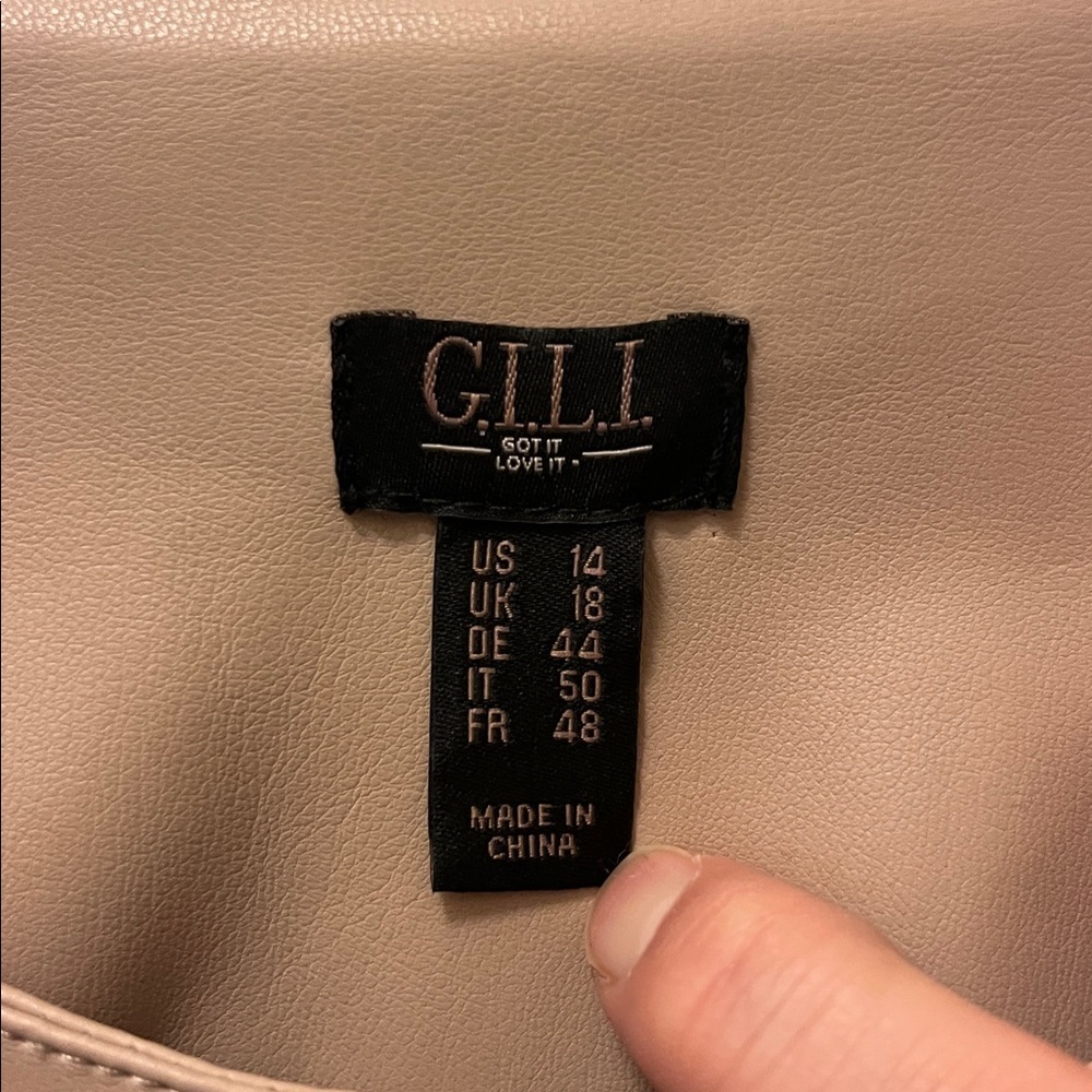 GILI Women's Beige faux leather Blazer size 14 - Picture 2 of 13